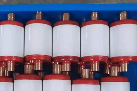 真空滅弧室的結構、工作原理、特點以及應用